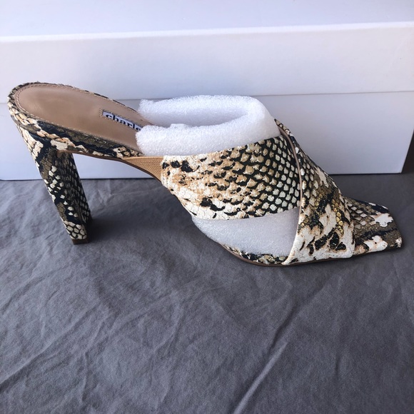 Charles David Buzzer Open Toe Heal - Picture 2 of 7